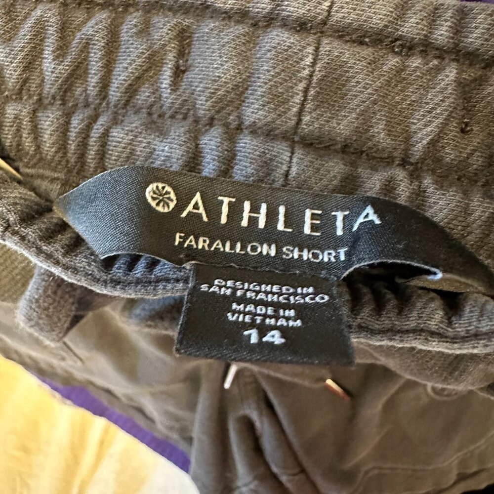 Athleta Farallon Short, Black, Size 14 - Picture 2 of 3
